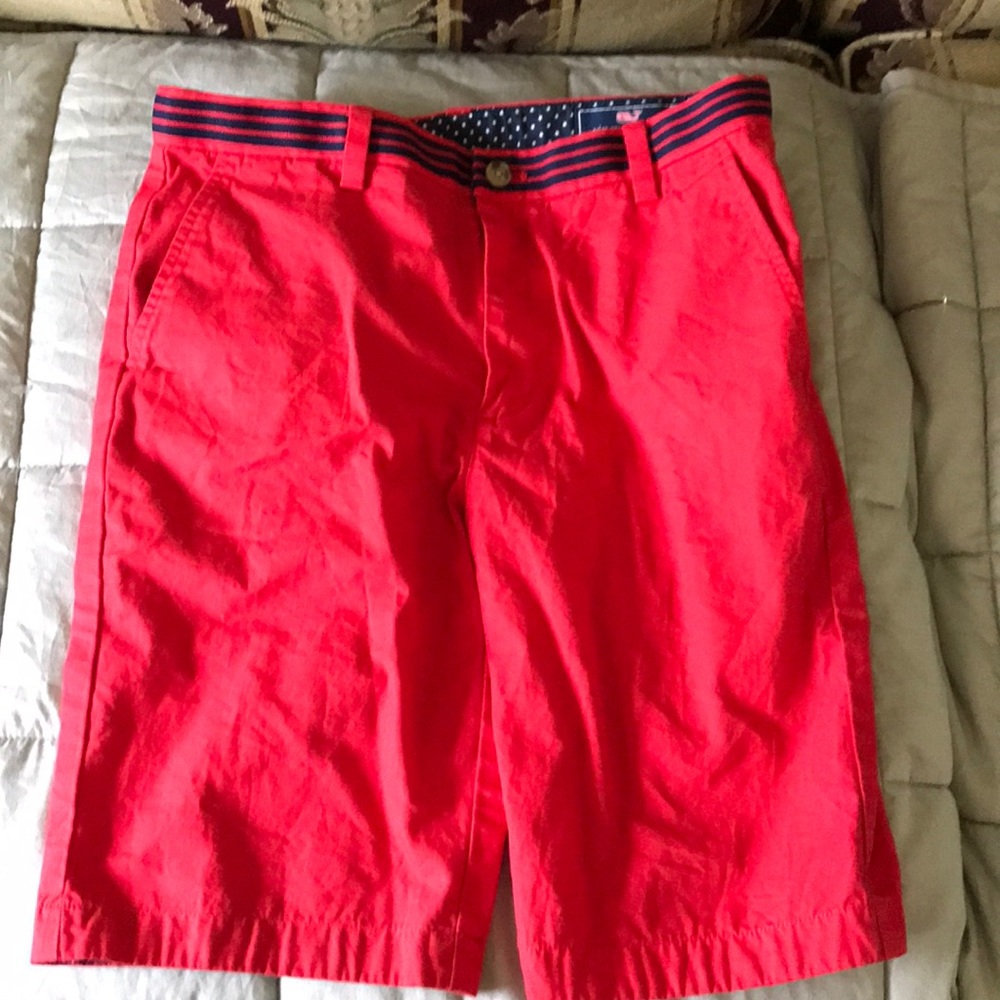 Vineyard Vines shorts